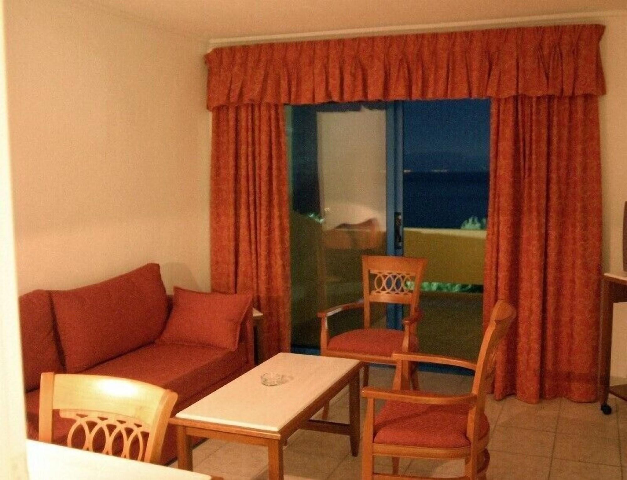 Отель Costa Blu Бенитсес Экстерьер фото