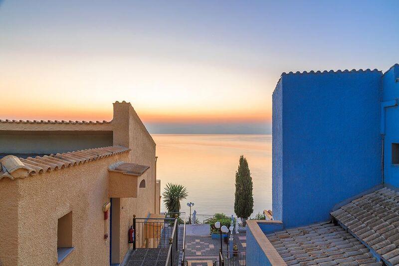 Отель Costa Blu Бенитсес Экстерьер фото