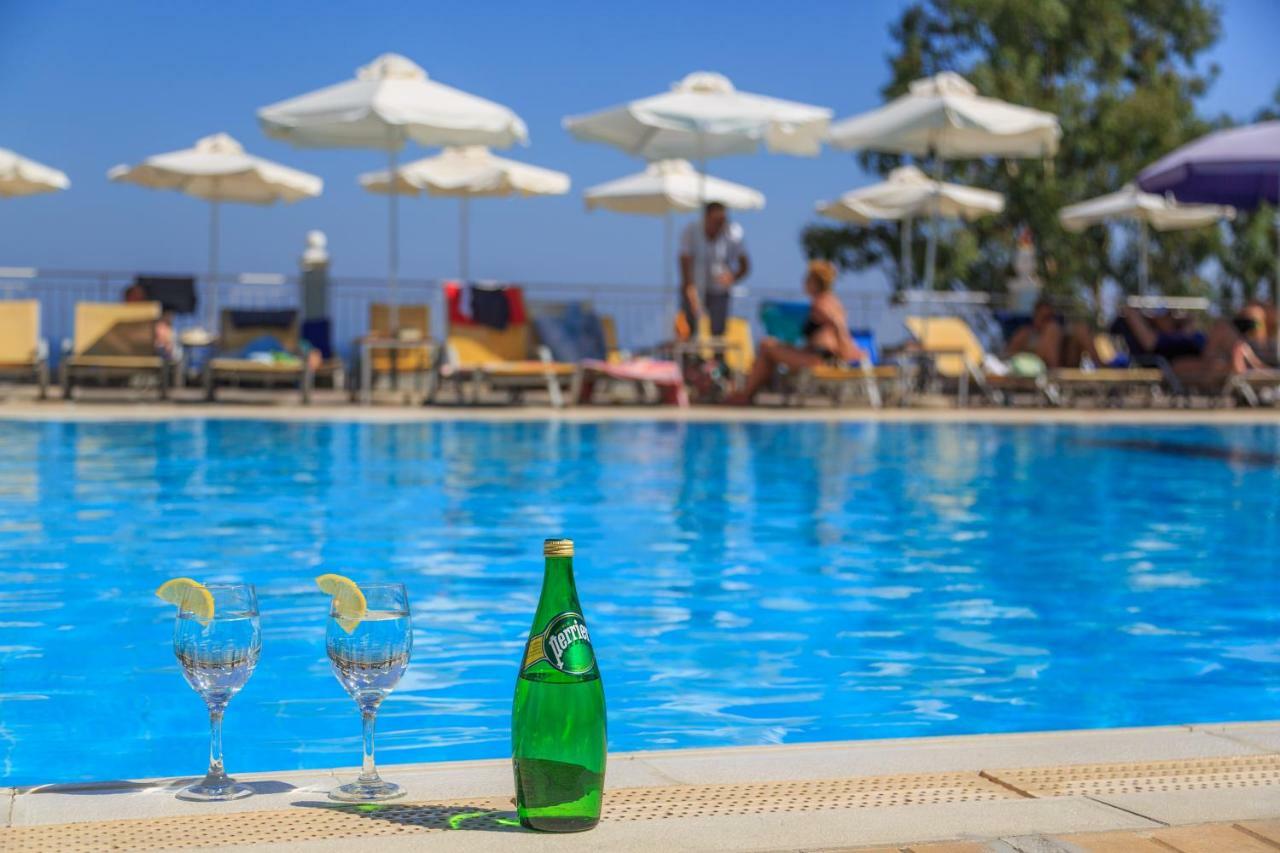 Отель Costa Blu Бенитсес Экстерьер фото